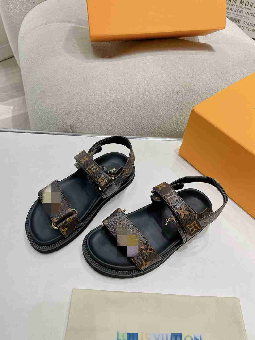 LV Cyprus Sandal